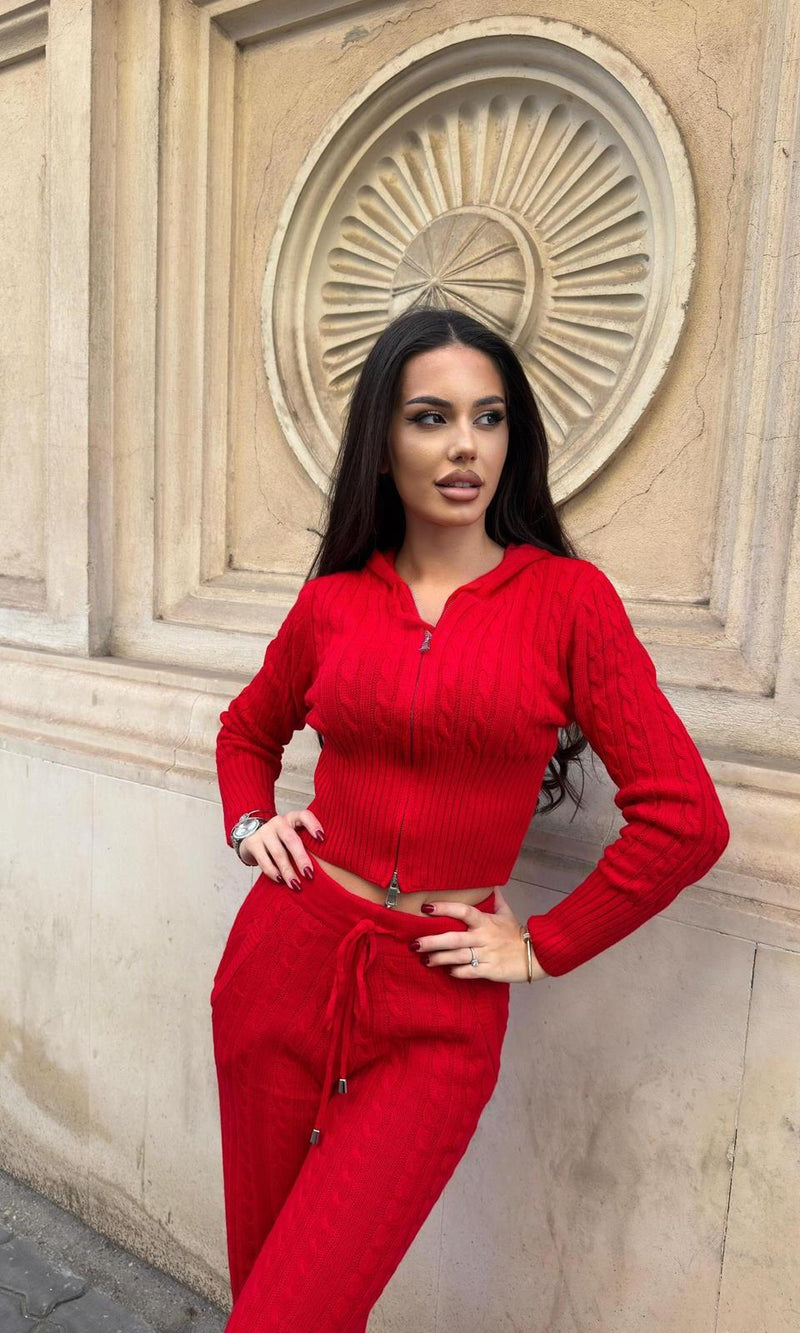 Compleu dama Kendra-Rosu