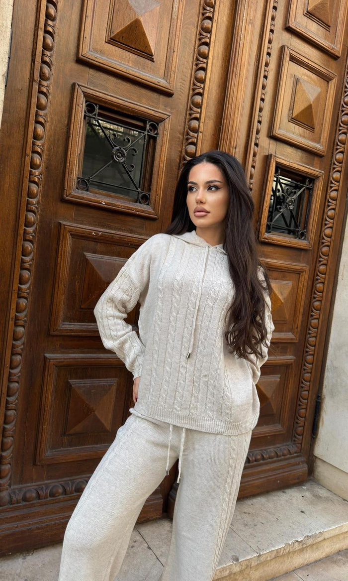 Compleu dama Kim-Bej