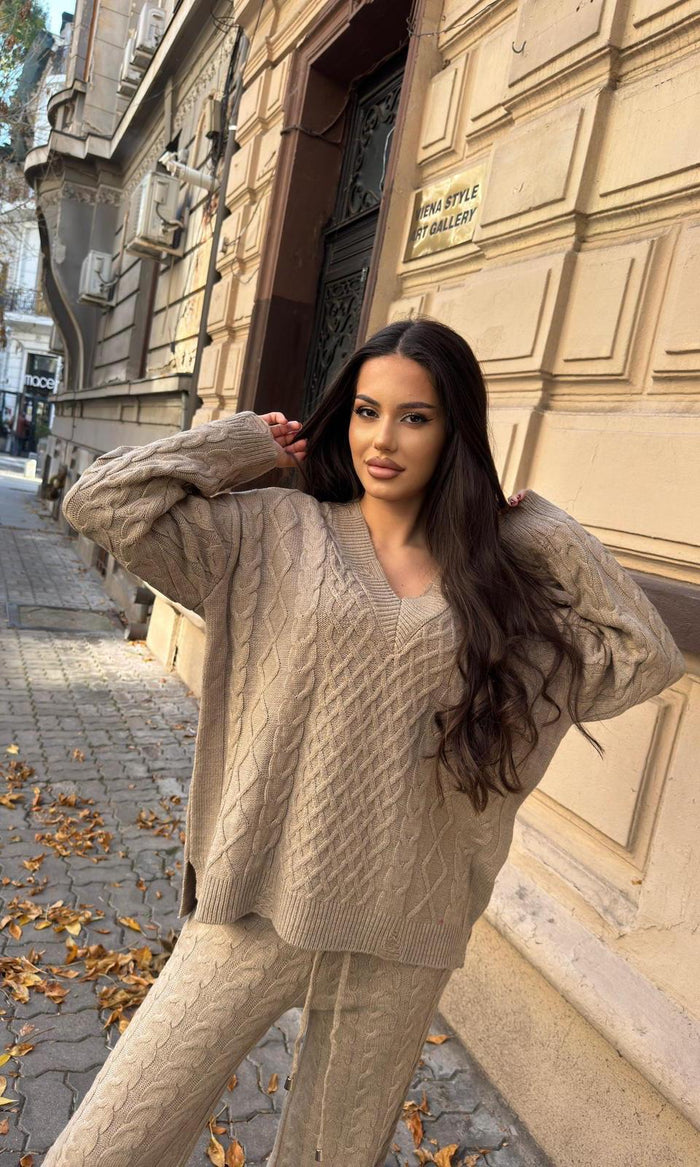 Compleu dama Kirra-Bej Nisipiu