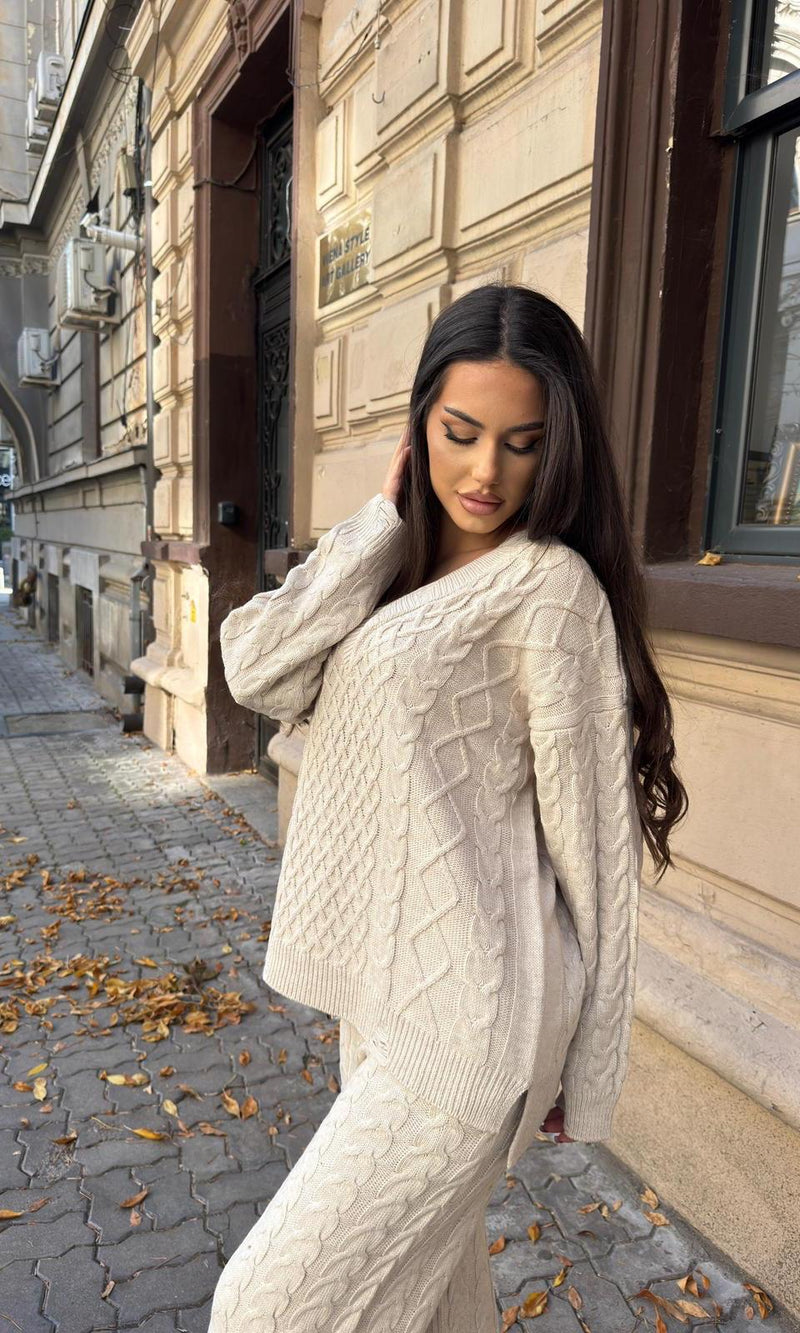 Compleu dama Kirra-Bej Deschis