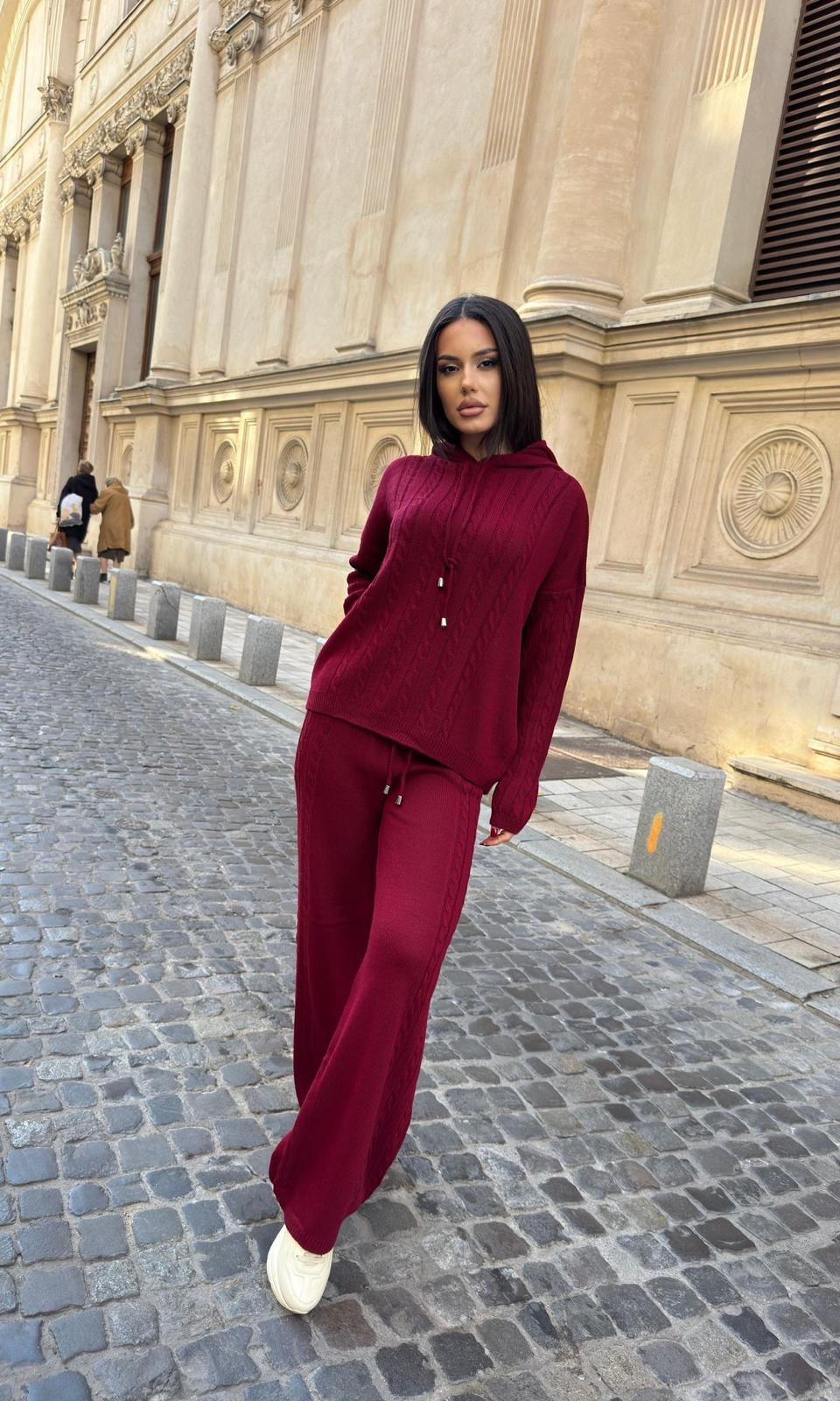 Compleu dama Kim-Burgundy