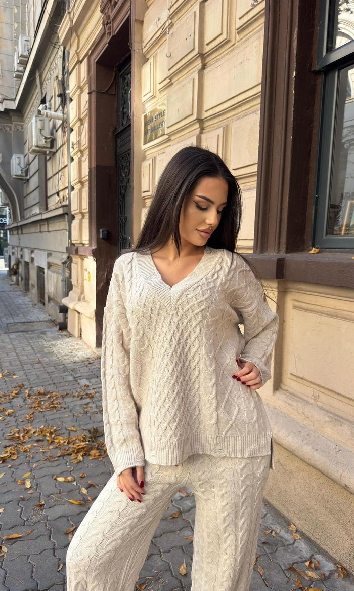 Compleu dama Kirra-Bej Deschis